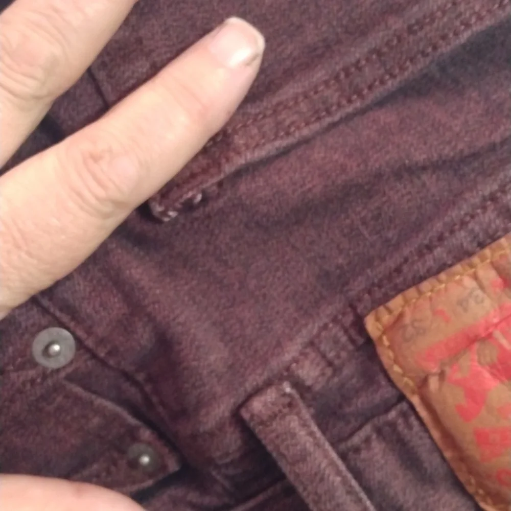 Levi’s 511 BROWN slim fit jeans